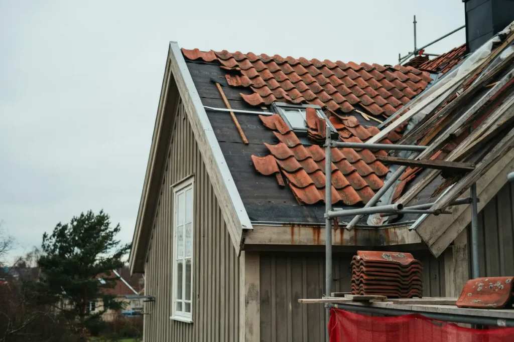 byta takpannor och takf nster vad b r kontrolleras